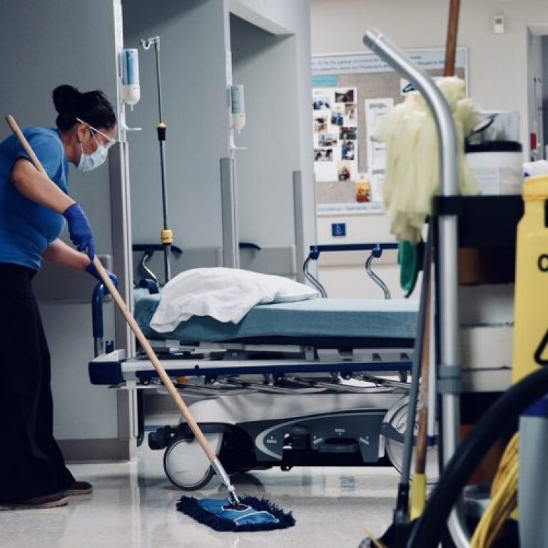 medical cleaning services